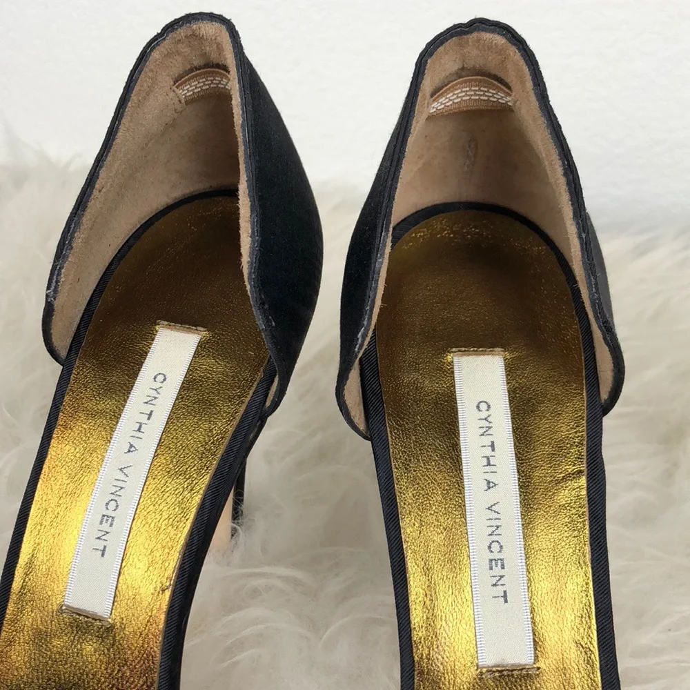 NEW Cynthia Vincent‎ Loreli D’Orsay Pump Black 8